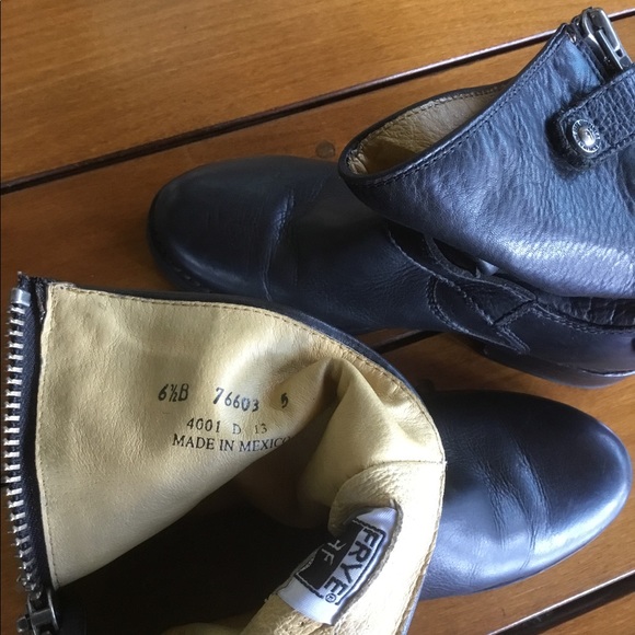 Frye Boots - Picture 5 of 5